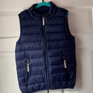 Like new Navy blue Hanna Andersson gender neutral down vest size 120